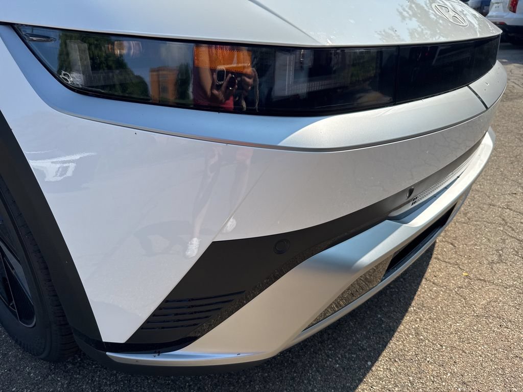 New 2025 Hyundai Ioniq 5 SEL AWD/4WD image 9
