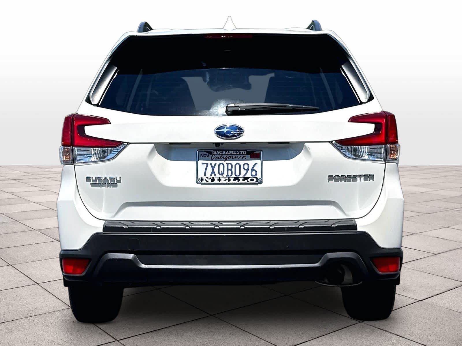 Used 2019 Subaru Forester Premium w/ All-Weather Package AWD/4WD image 7