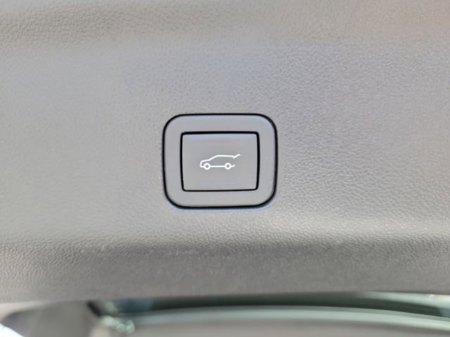 Used 2024 Chevrolet Suburban Premier w/ Premium Package image 16