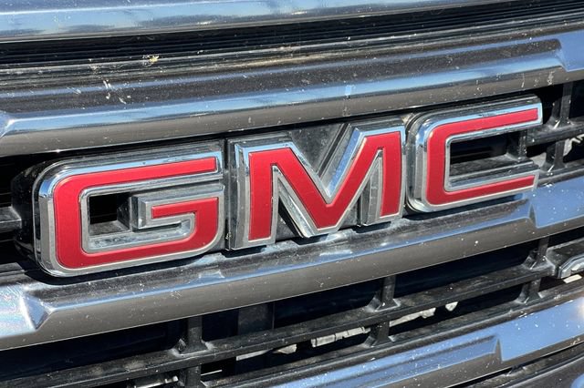 Used 2023 GMC Terrain AT4 w/ LPO, Cargo Package AWD/4WD image 38