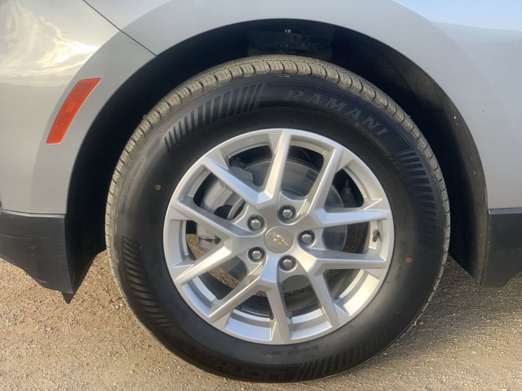 Certified 2024 Chevrolet Equinox LT FWD image 31