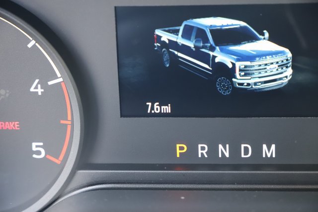 Used 2024 Ford F550 4x4 Regular Cab Super Duty image 32