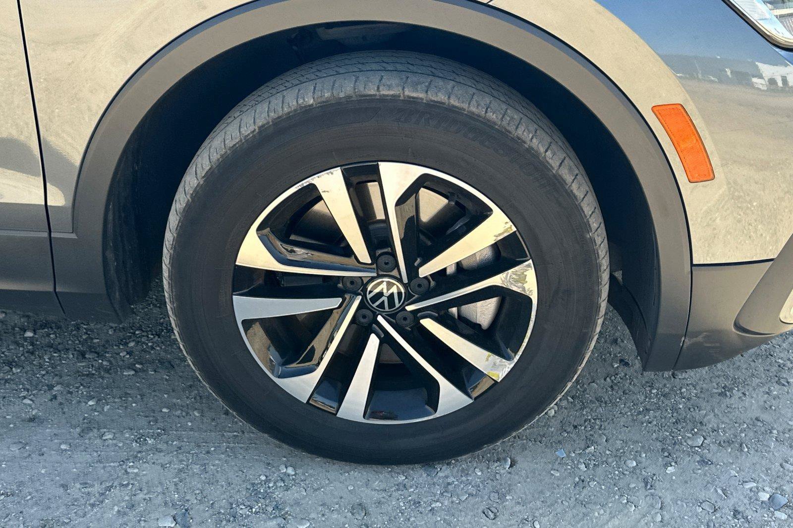 Used 2022 Volkswagen Tiguan S AWD/4WD image 3