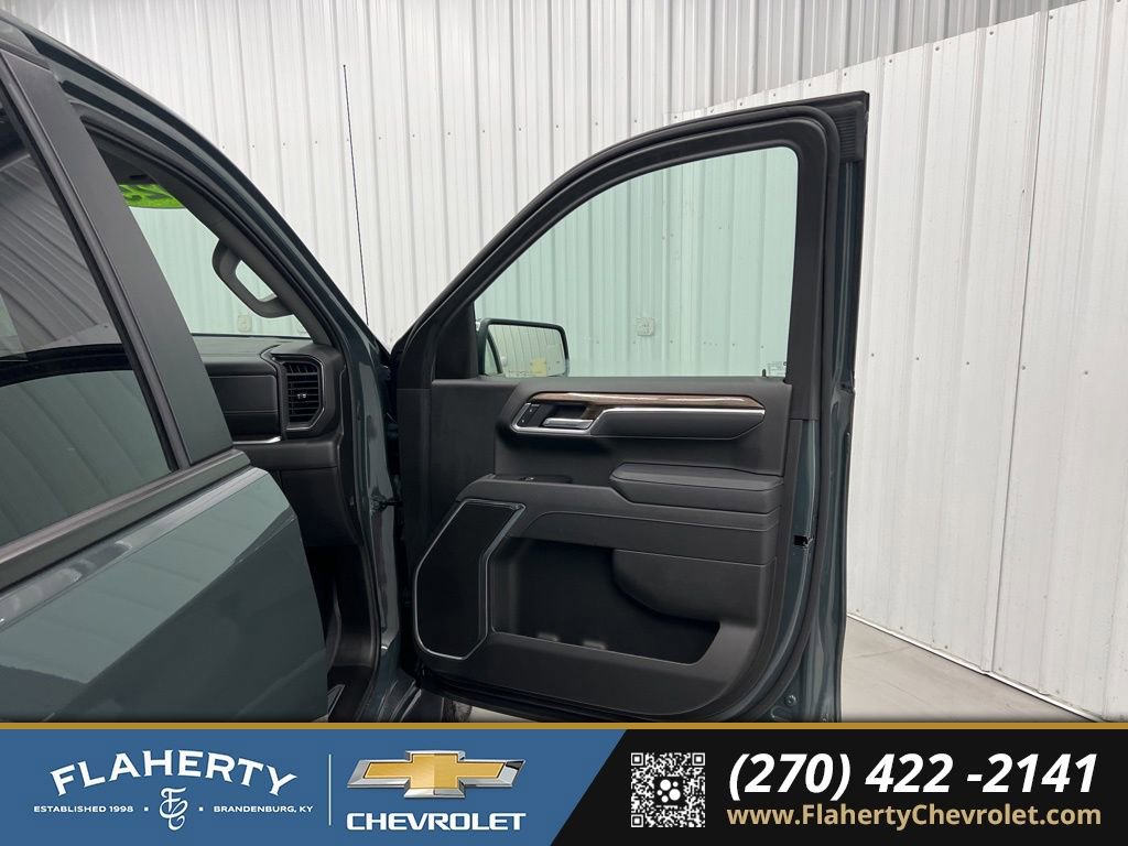 Used 2025 Chevrolet Silverado 1500 LT w/ All Star Edition Plus AWD/4WD image 14