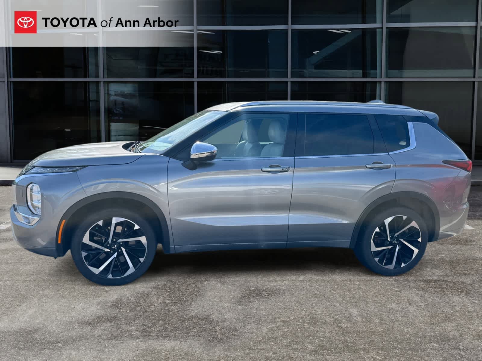 Used 2022 Mitsubishi Outlander SEL AWD/4WD image 5