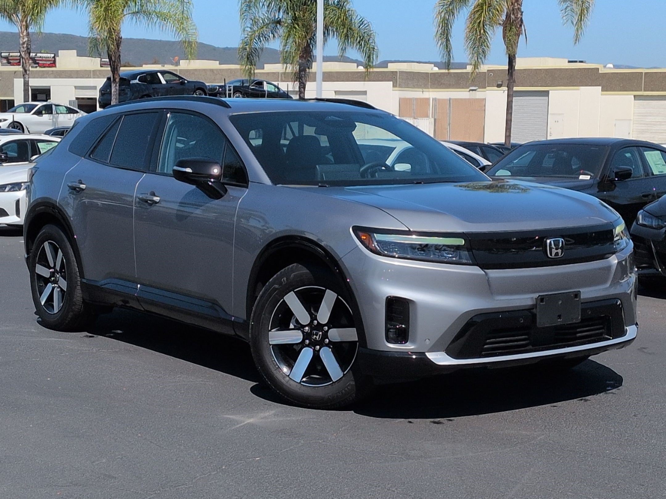 Used 2025 Honda Prologue Touring image 2