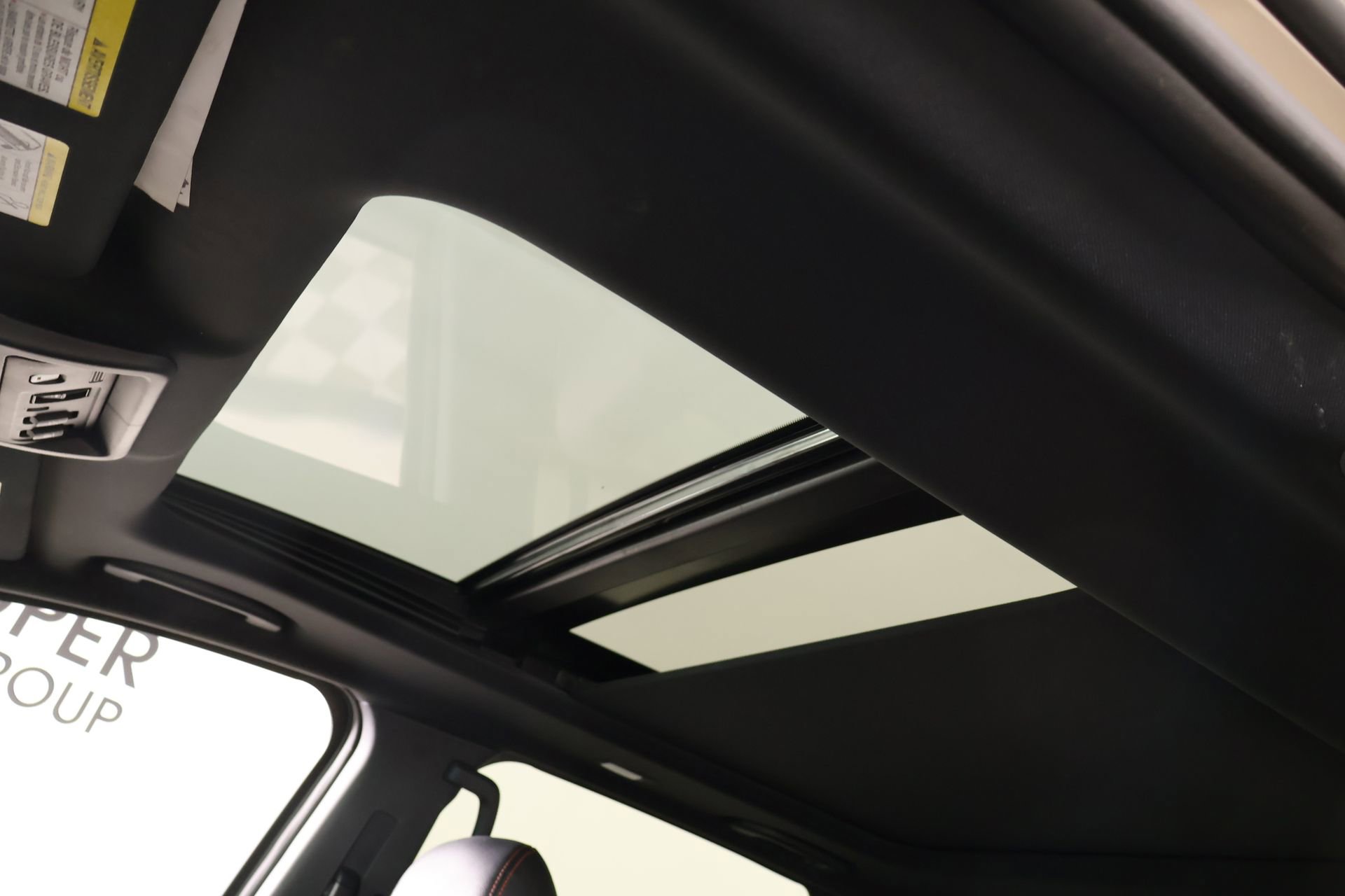 Used 2023 Nissan Titan PRO-4X w/ Pro-4x Convenience Package image 16