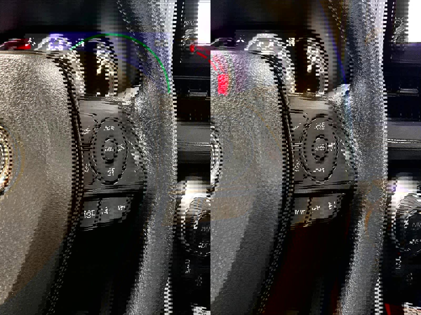 Used 2023 Toyota RAV4 XLE w/ Convenience Package image 24