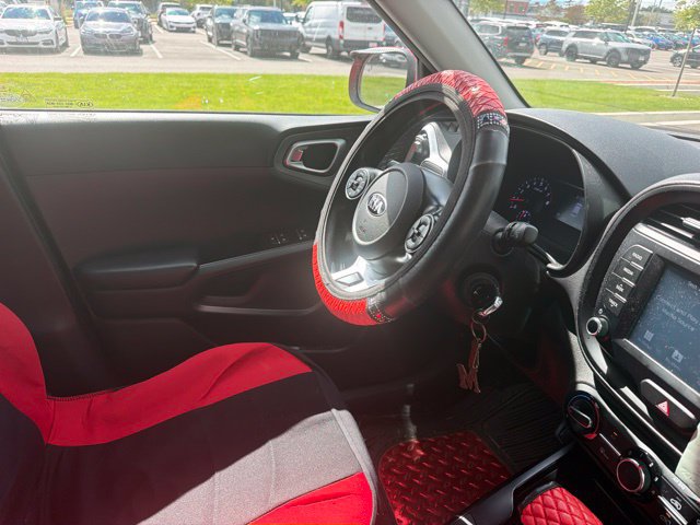 Used 2020 Kia Soul S FWD image 13