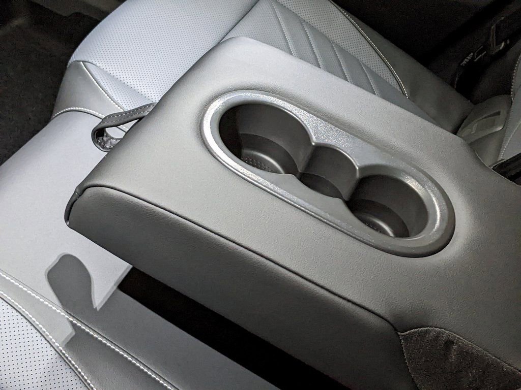 New 2026 Volkswagen Tiguan SE R-Line image 23