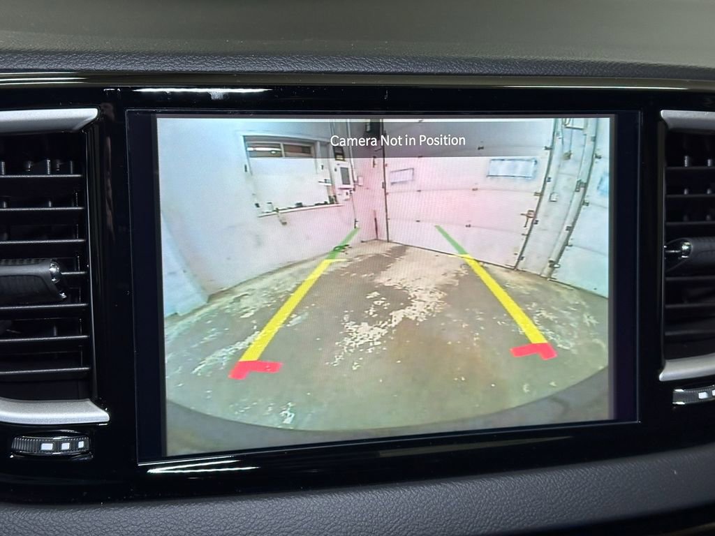 New 2026 Chrysler Voyager LX image 40