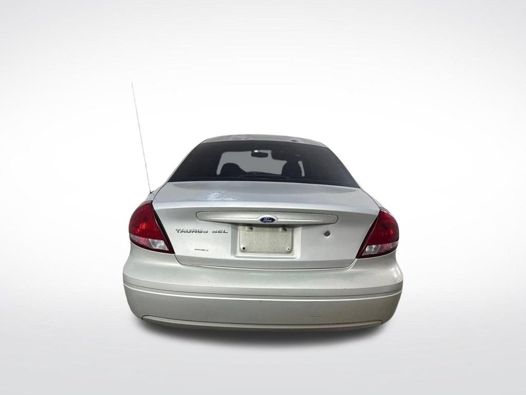 Used 2007 Ford Taurus SEL FWD image 4