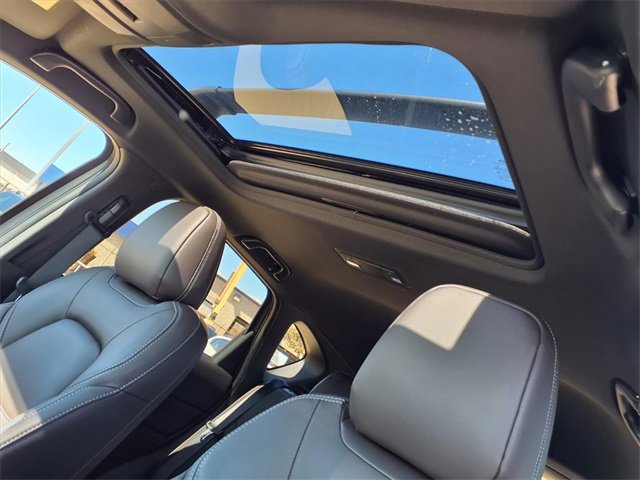 Used 2025 MAZDA CX-5 Signature image 8