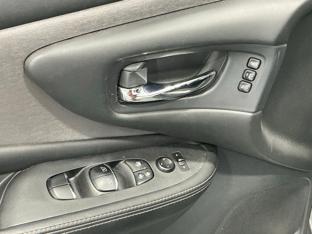 Used 2021 Nissan Murano SL w/ SL Moonroof Package image 21