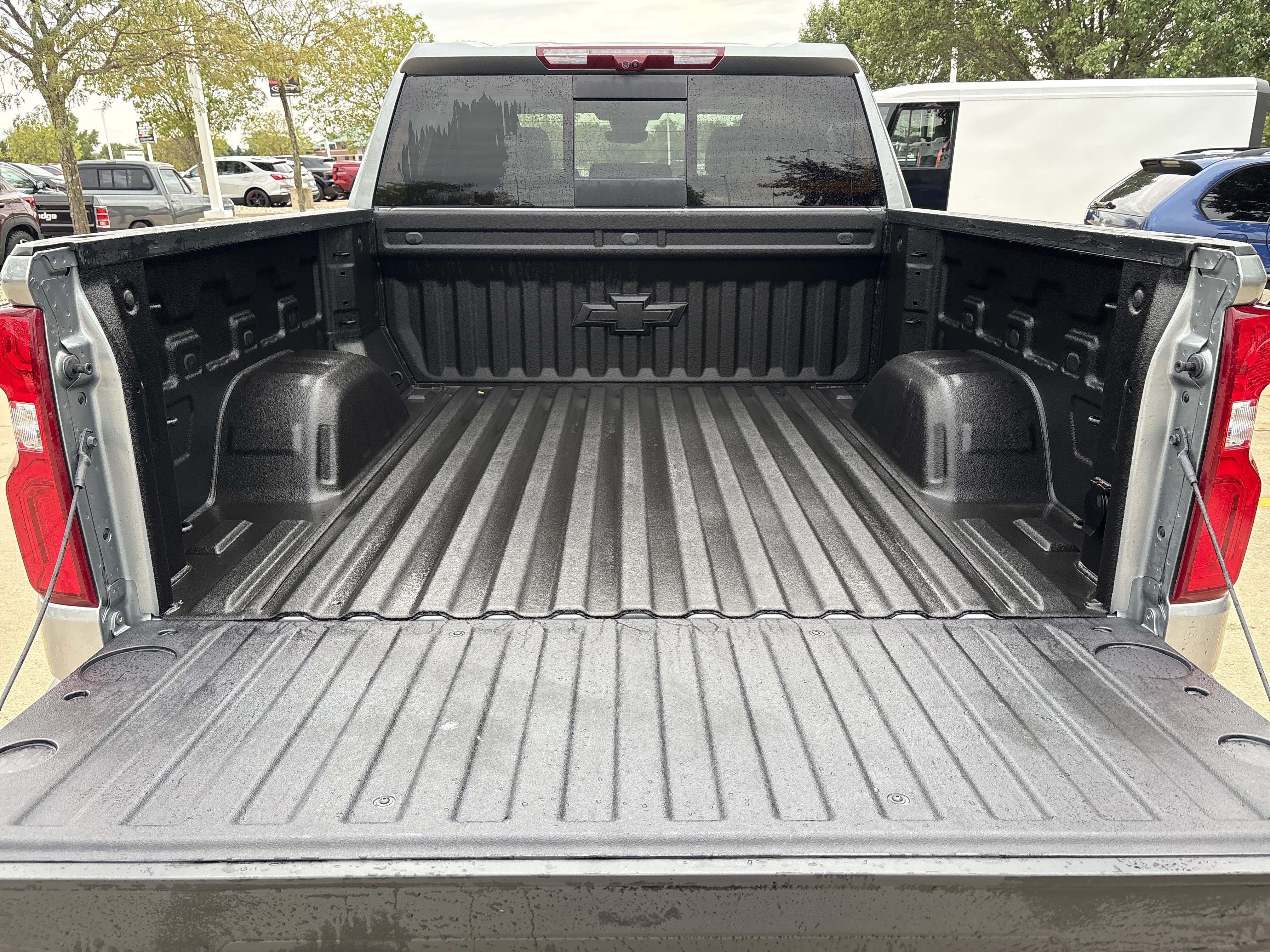Used 2026 Chevrolet Silverado 1500 LTZ AWD/4WD image 10