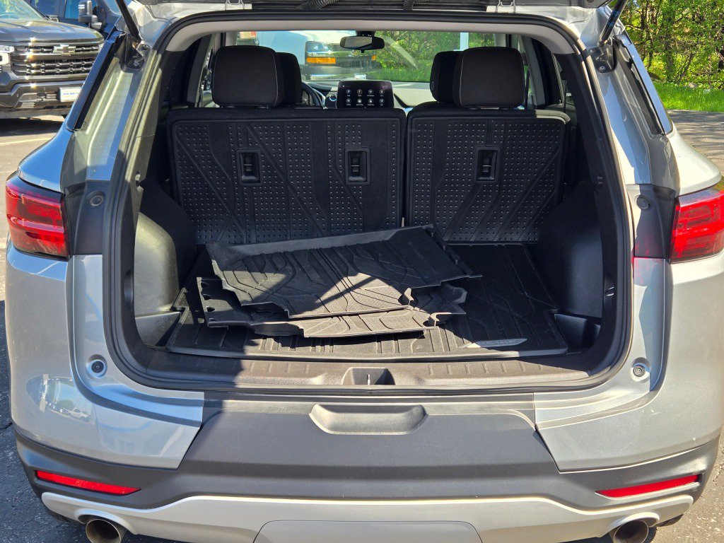 Certified 2024 Chevrolet Blazer LT w/ LPO, Floor Liner Package FWD image 14