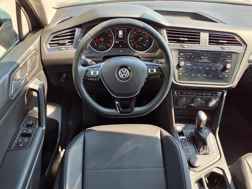 Used 2020 Volkswagen Tiguan SE image 7