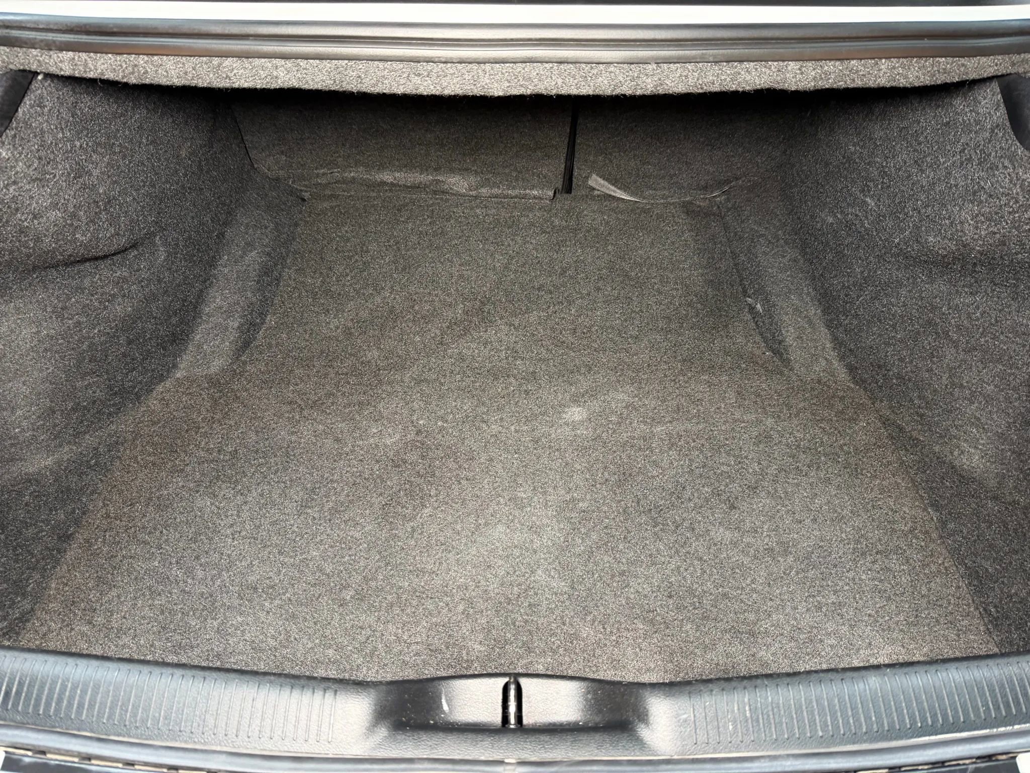 Used 2016 Dodge Charger R/T w/ Navigation & Travel Group image 15