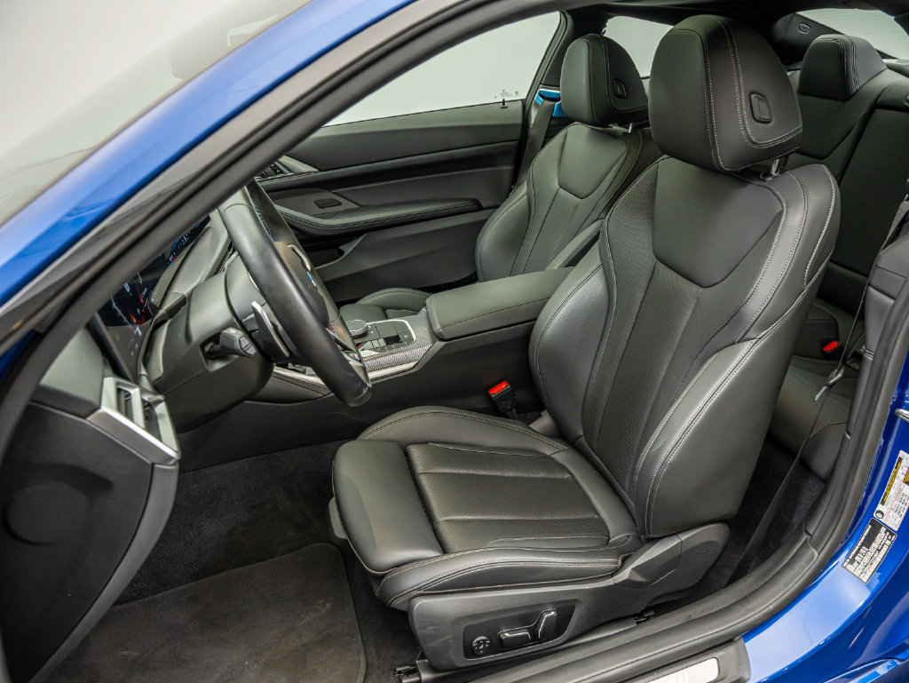 Used 2026 BMW M440i Coupe RWD image 21