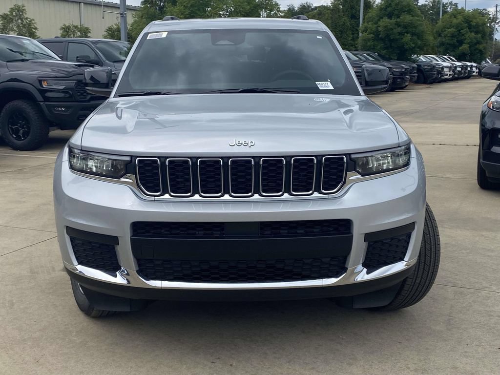 New 2026 Jeep Grand Cherokee L 2WD image 28