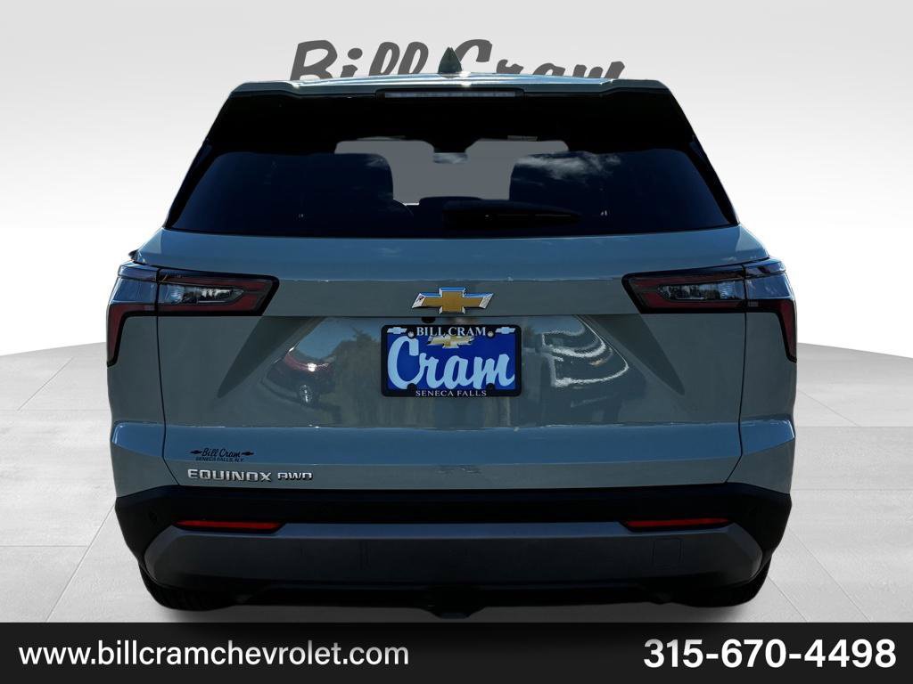 Used 2026 Chevrolet Equinox LT AWD/4WD image 34