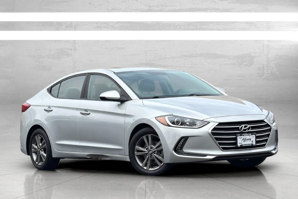 Used 2018 Hyundai Elantra Value Edition FWD image 2