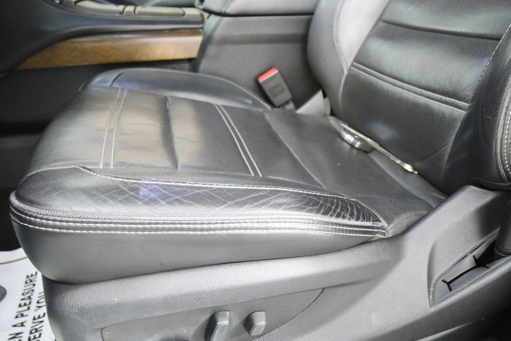 Used 2018 GMC Yukon Denali image 8