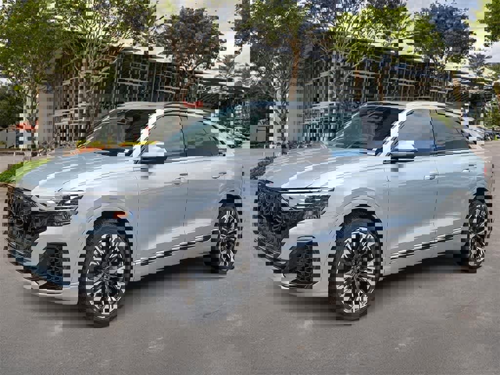 New 2025 Audi Q8 Premium Plus