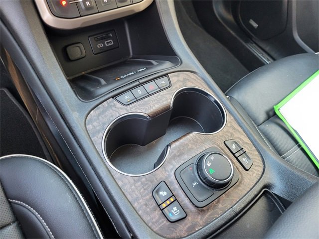 Used 2023 GMC Acadia Denali image 26