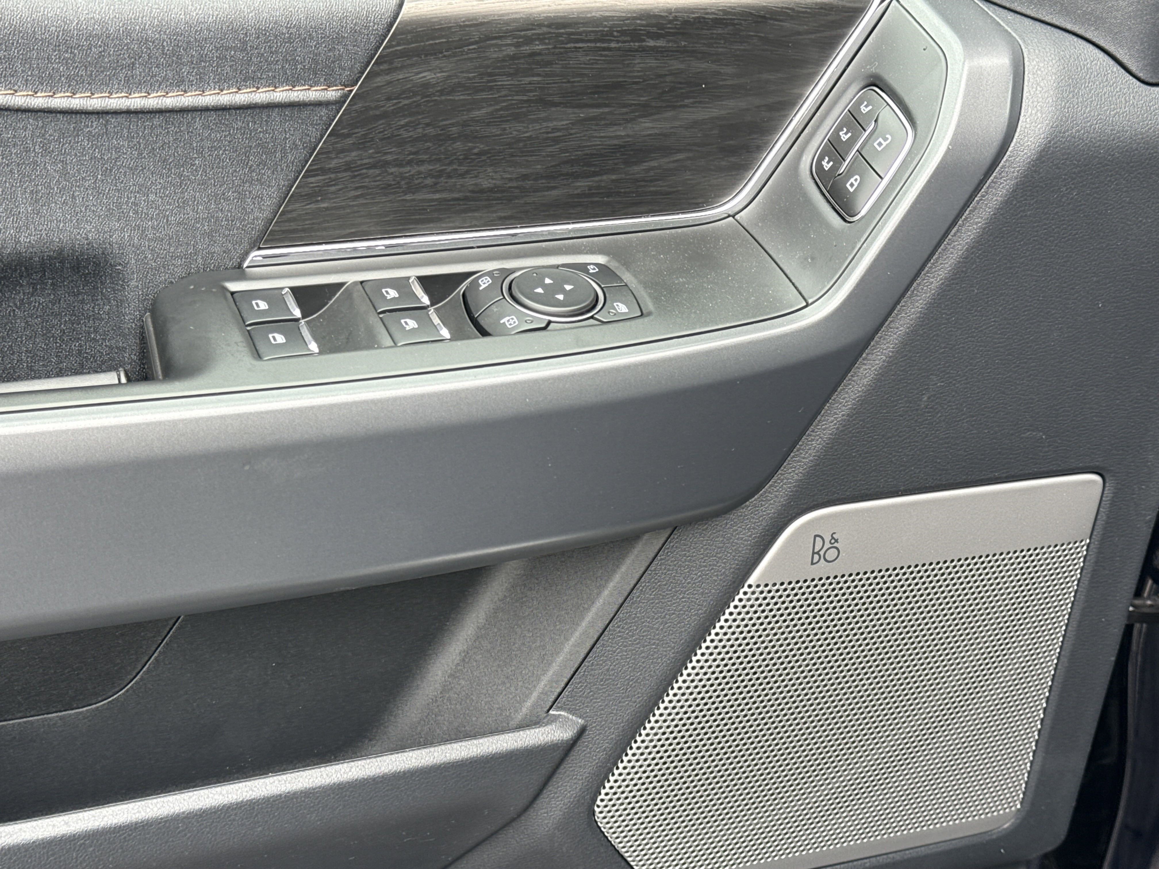 New 2025 Ford F150 Lariat w/ Equipment Group 502A High image 17