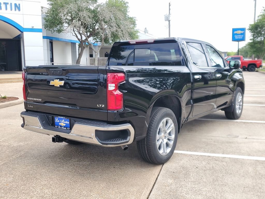 New 2026 Chevrolet Silverado 1500 LTZ w/ LTZ Convenience Package II image 3