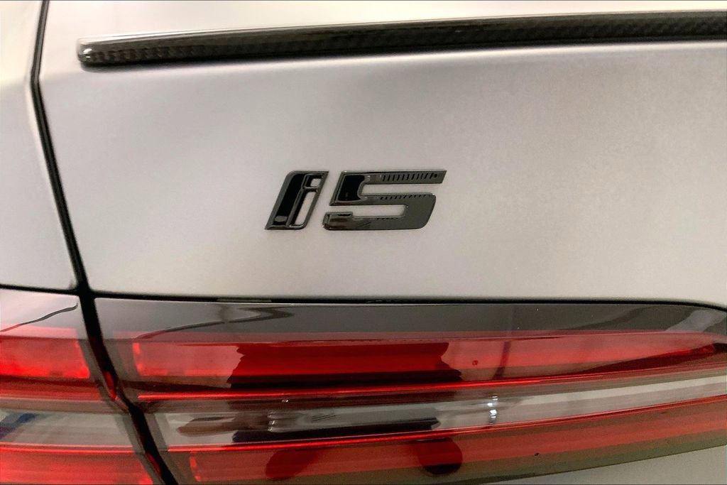 Certified 2024 BMW i5 M60 w/ Executive Package AWD/4WD image 7