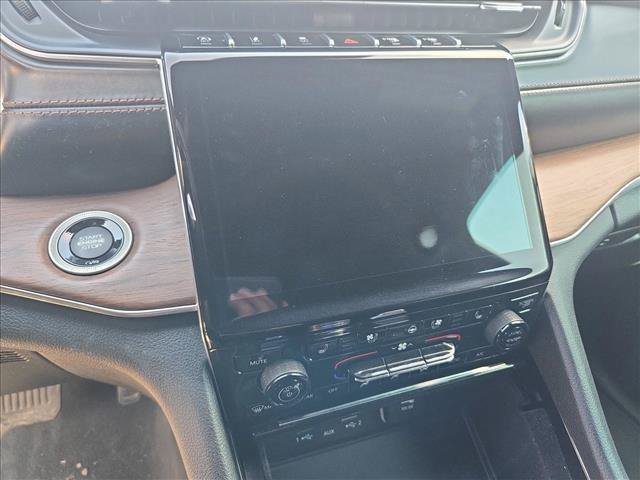 Used 2021 Jeep Grand Cherokee L Summit w/ Luxury Tech Group V AWD/4WD image 19