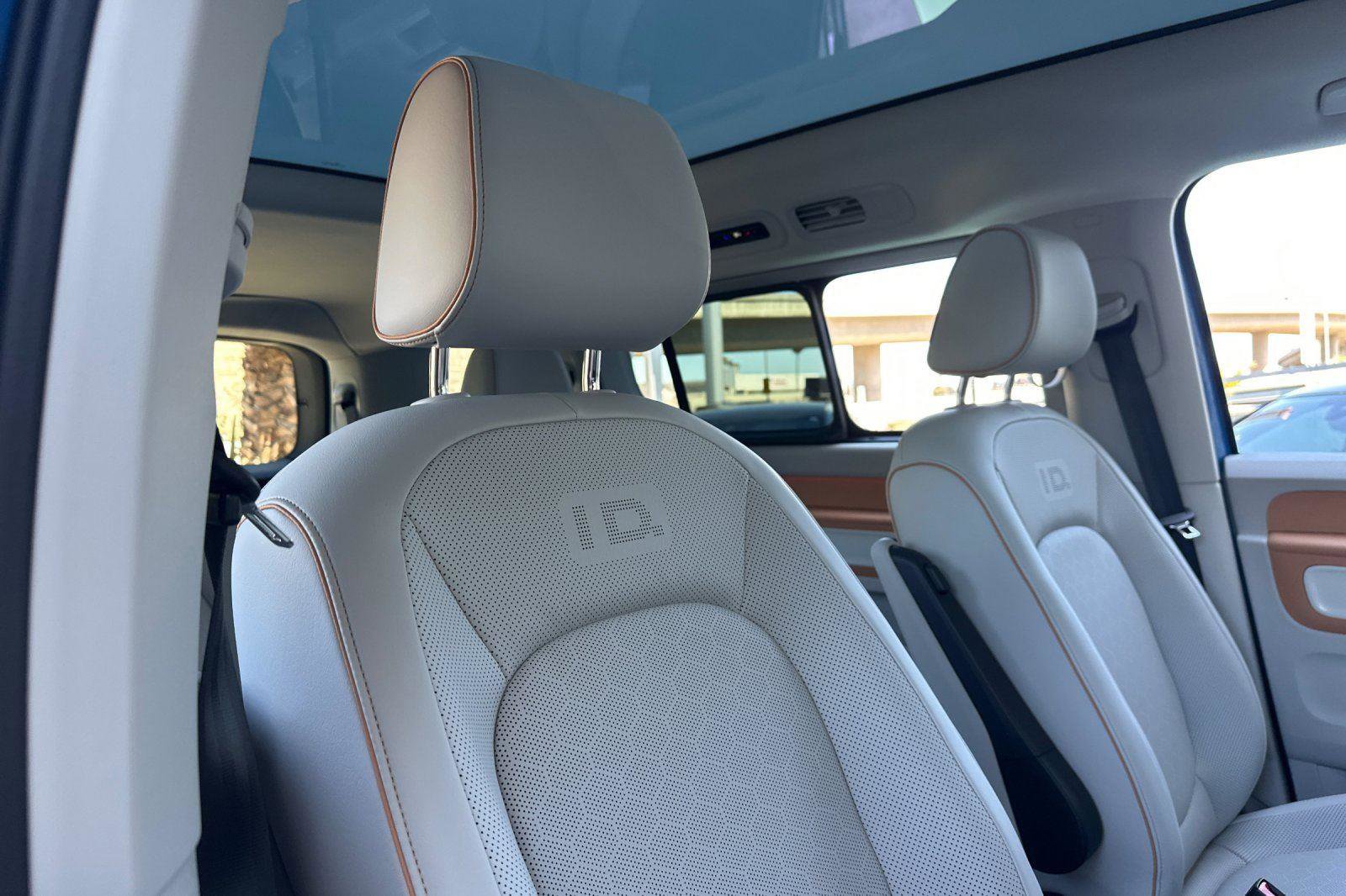 New 2025 Volkswagen ID. Buzz 1st Edition image 16