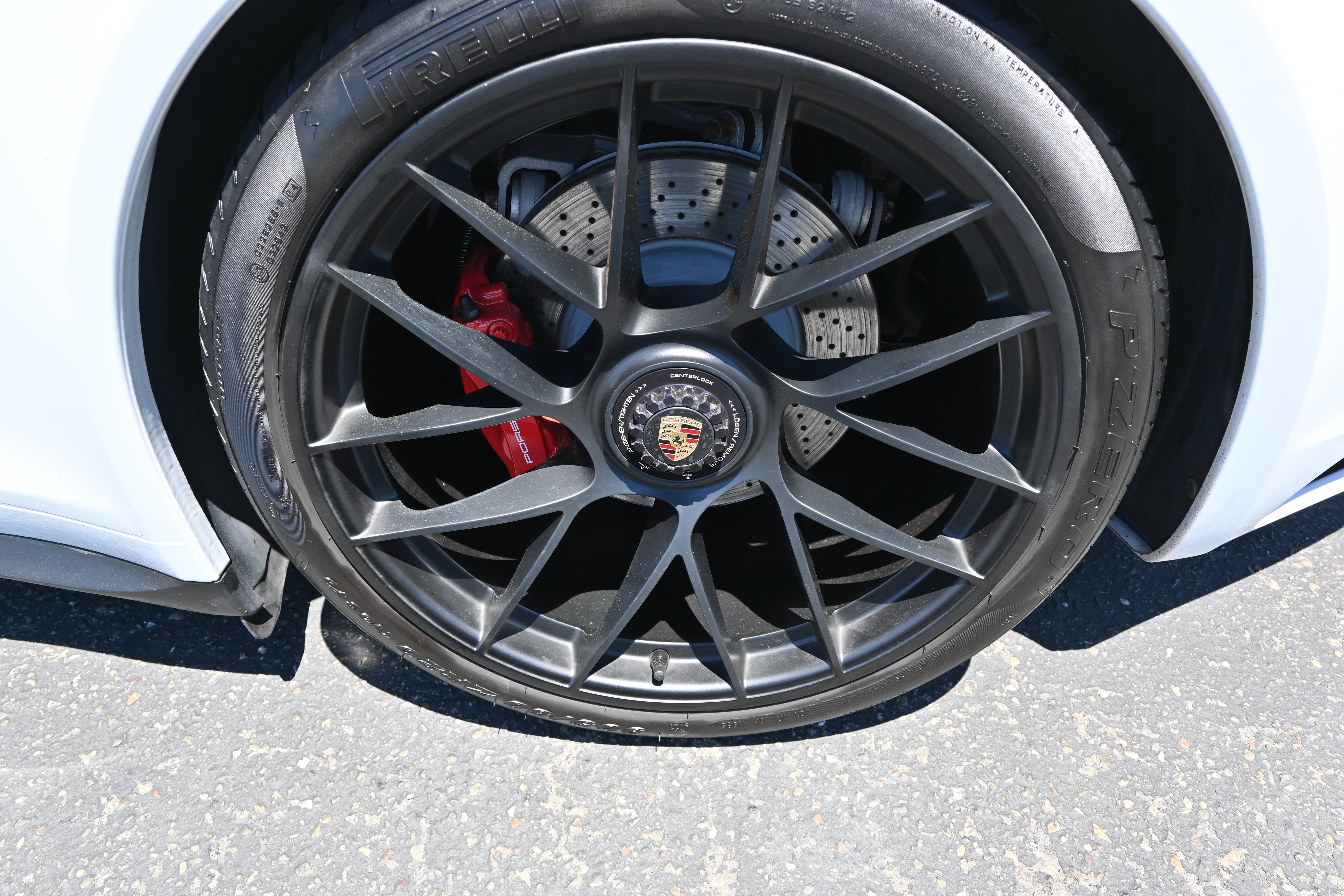 Used 2018 Porsche 911 GT3 RS image 34