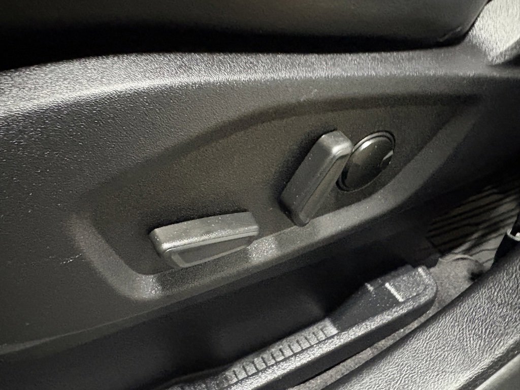 Used 2024 Ford Edge SEL w/ Convenience Package image 21