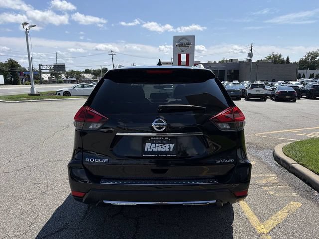 Certified 2018 Nissan Rogue SV w/ Sun & Sound Touring Package AWD/4WD image 7