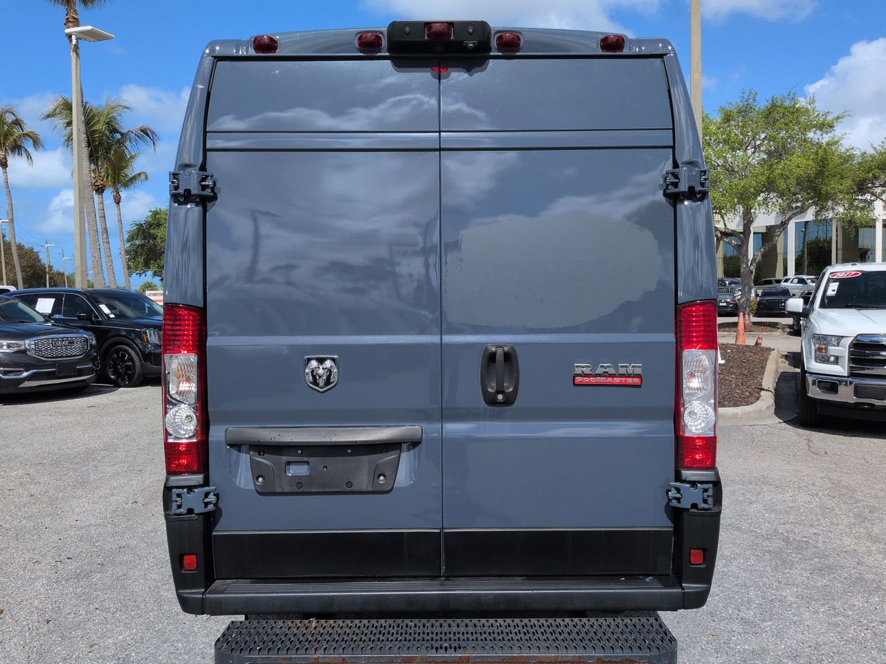 Used 2020 RAM ProMaster 3500 FWD image 6