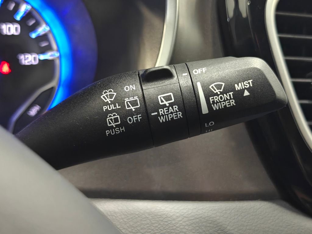 Used 2024 Chrysler Pacifica Touring-L image 50