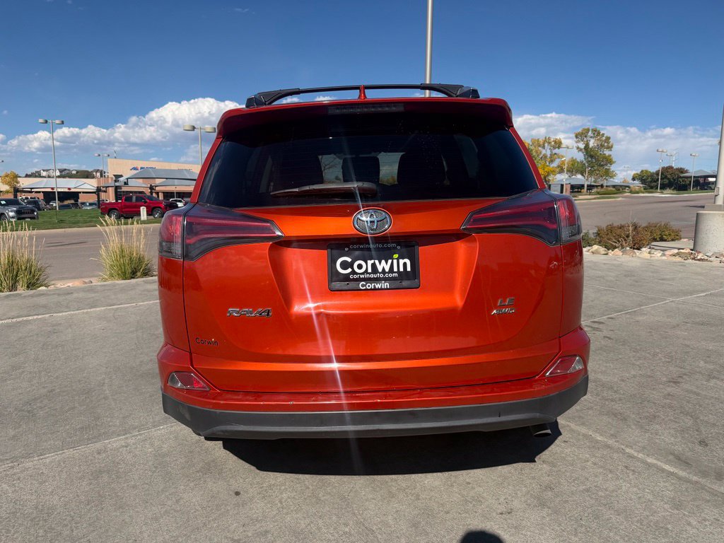 Used 2016 Toyota RAV4 LE AWD/4WD image 7