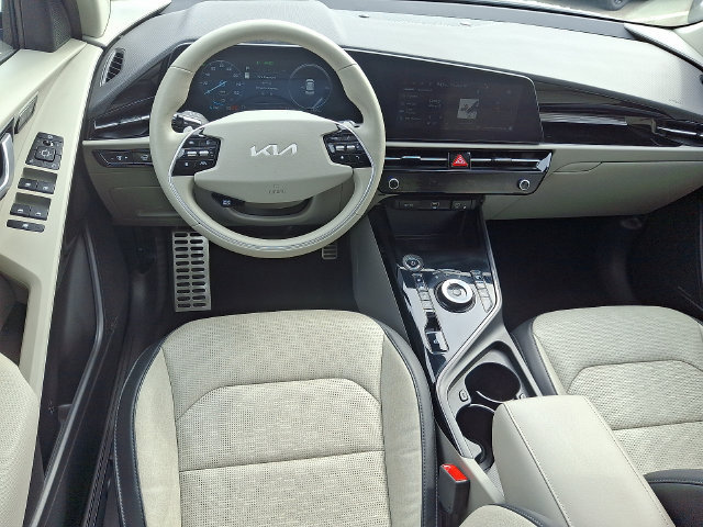Certified 2023 Kia Niro Wave w/ Wave Preserve Package FWD image 13