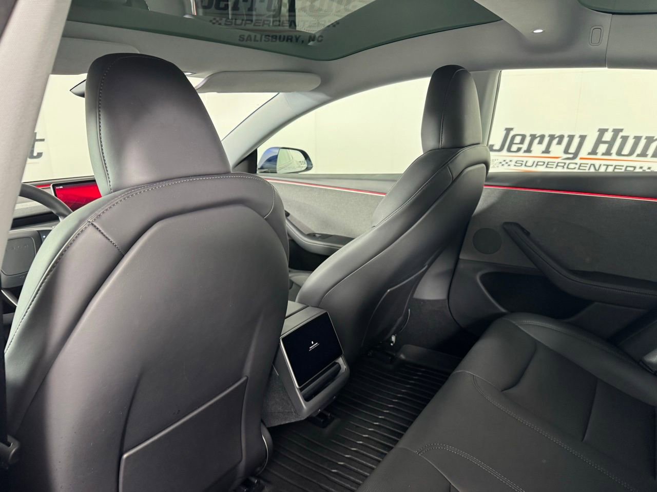 Used 2024 Tesla Model 3 Standard Range RWD image 28