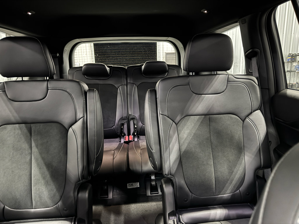 New 2025 Jeep Grand Cherokee L Altitude image 44