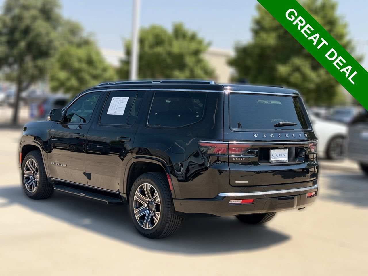 Used 2023 Jeep Wagoneer 4WD w/ Premium Group I image 6