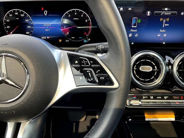 Used 2026 Mercedes-Benz GLB 250 4MATIC image 14
