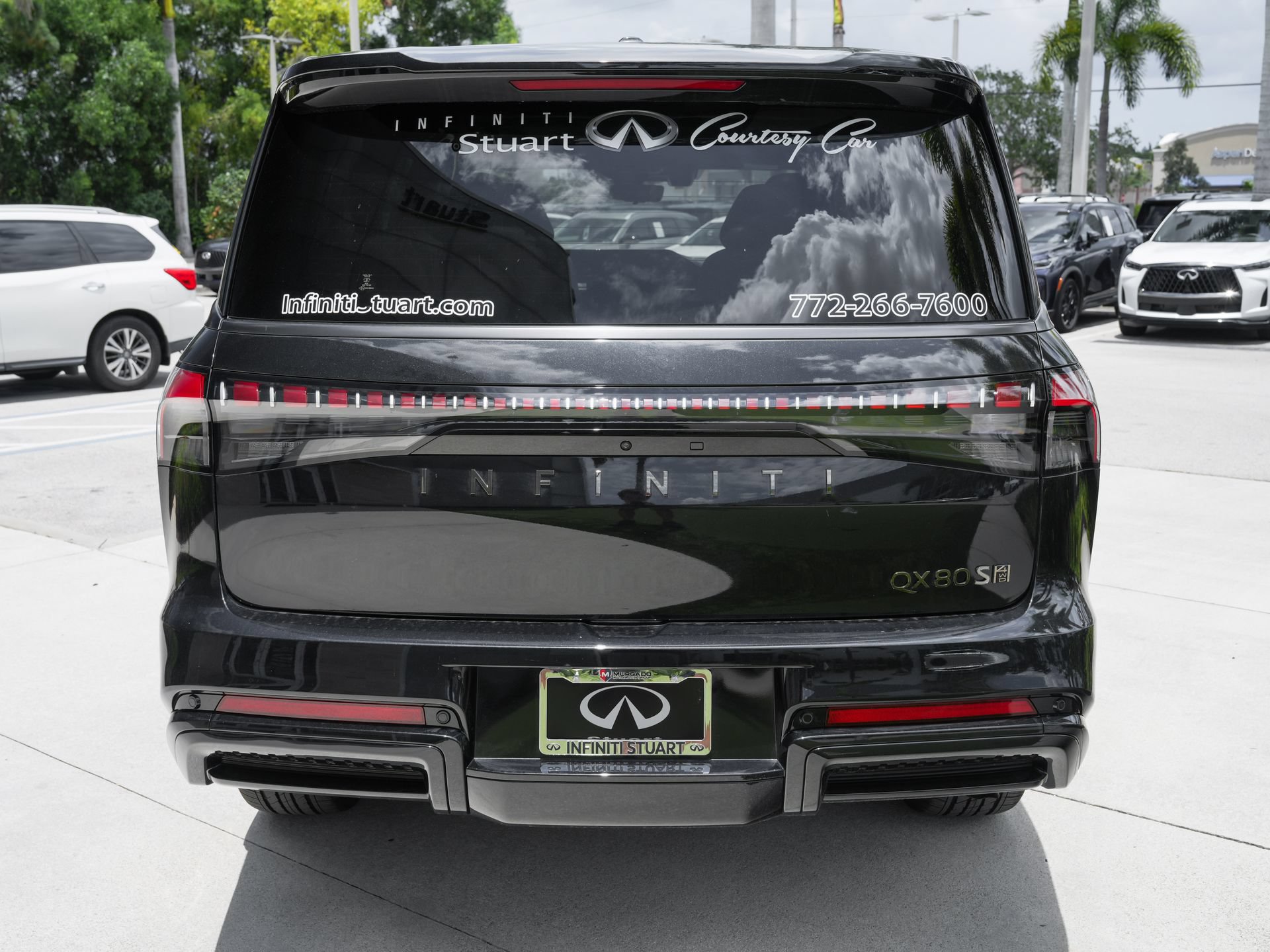 Certified 2026 INFINITI QX80 4WD image 9