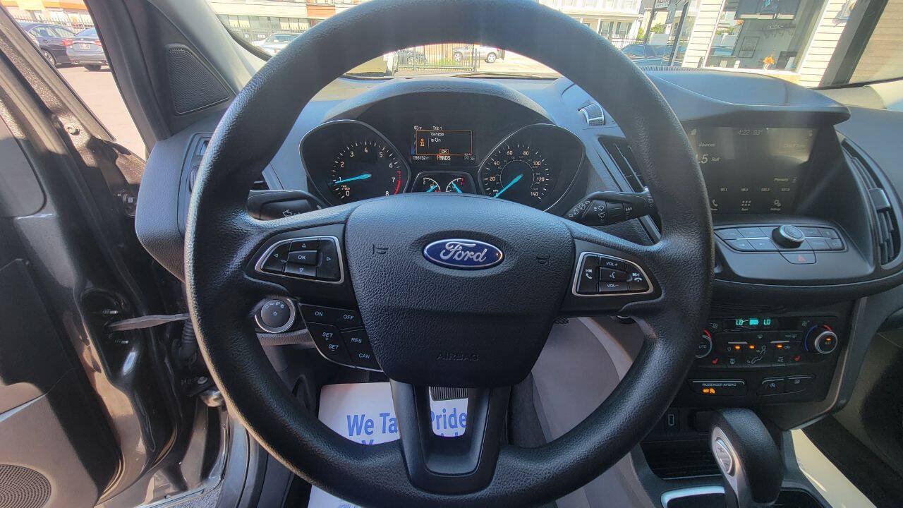 Used 2019 Ford Escape SE AWD/4WD image 14