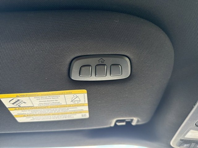 Used 2022 Ford Expedition Limited image 31