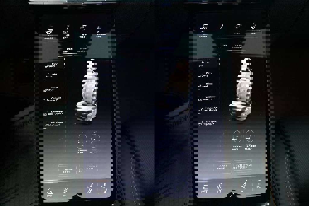 Used 2024 Lucid Air Touring image 15