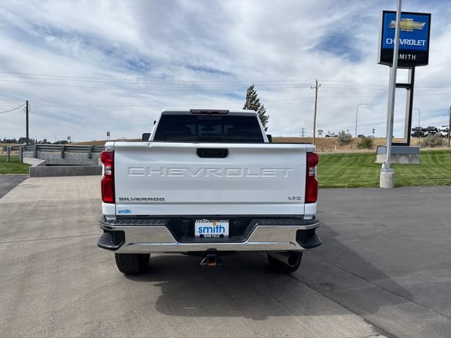 Certified 2022 Chevrolet Silverado 3500 LTZ w/ LTZ Convenience Package AWD/4WD image 4